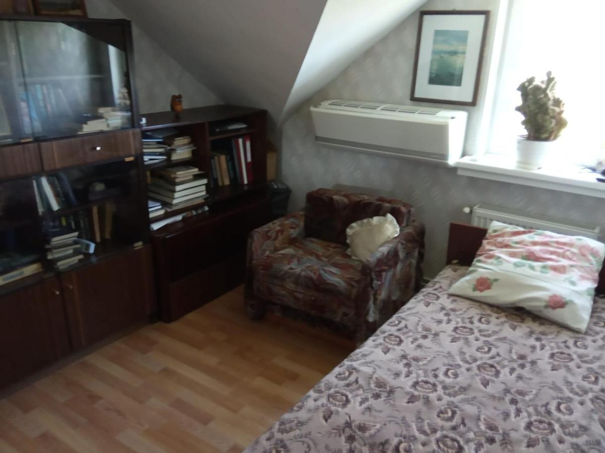 Apartment In Kauguri Jūrkalne Exterior foto